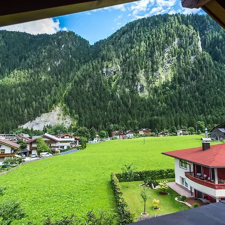 Πανσιόν Moroder Haus Mayrhofen