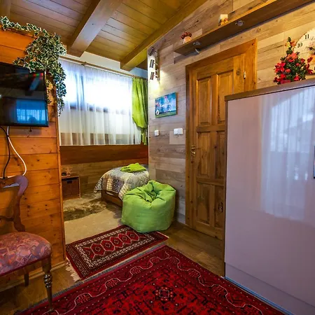 Moroder Haus マイヤーホーフェン