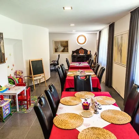 Гостьовий будинок Moroder Haus 3*