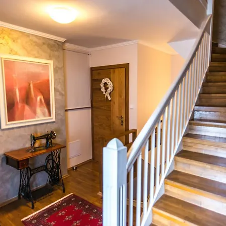 Moroder Haus Гостьовий будинок 3*