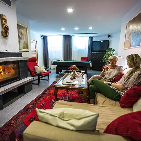 Pensión Moroder Haus 3*